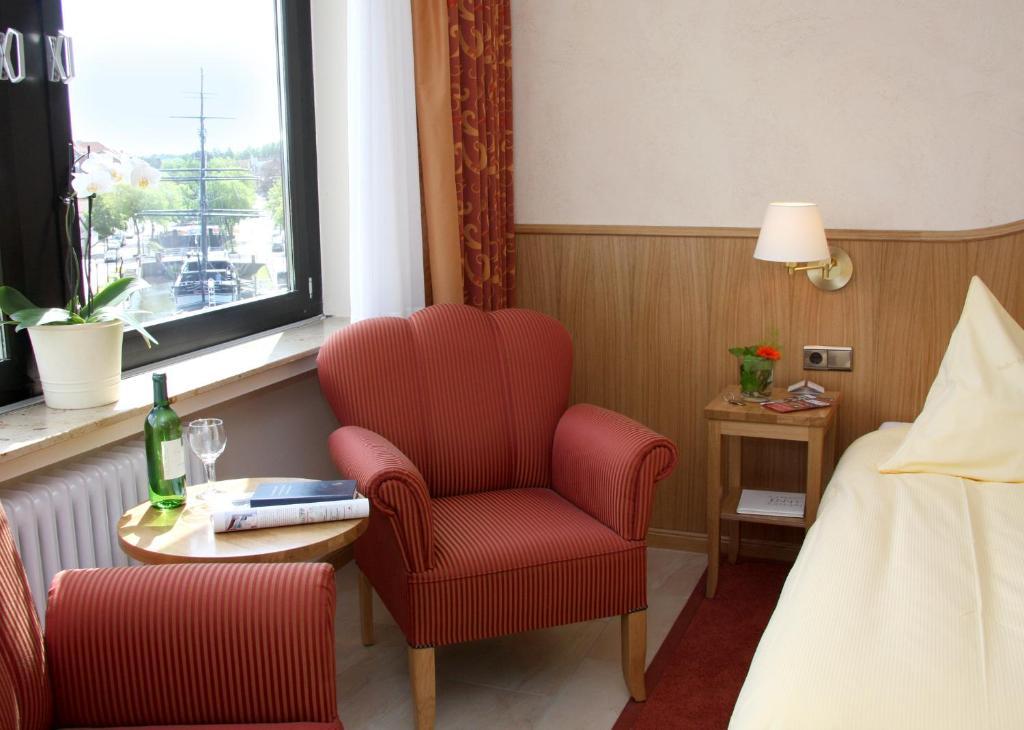 Altes Gasthaus Kuhr - Hotel & Restaurant Papenburg Pokoj fotografie