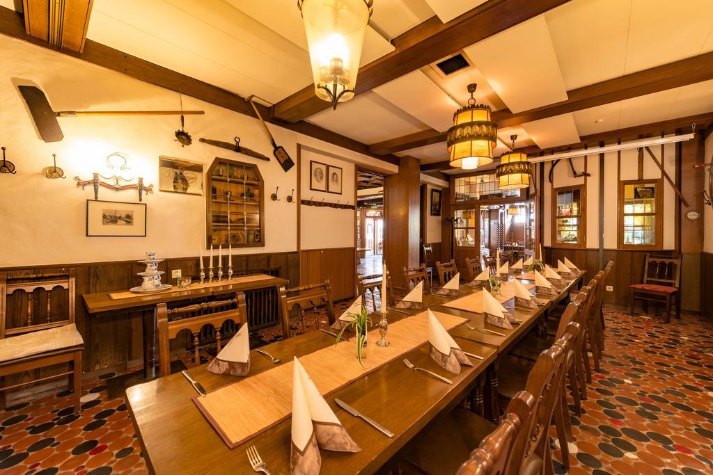 Altes Gasthaus Kuhr - Hotel & Restaurant Papenburg Exteriér fotografie